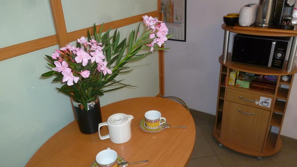Pied A Terre En Ville Марсилия Стая снимка
